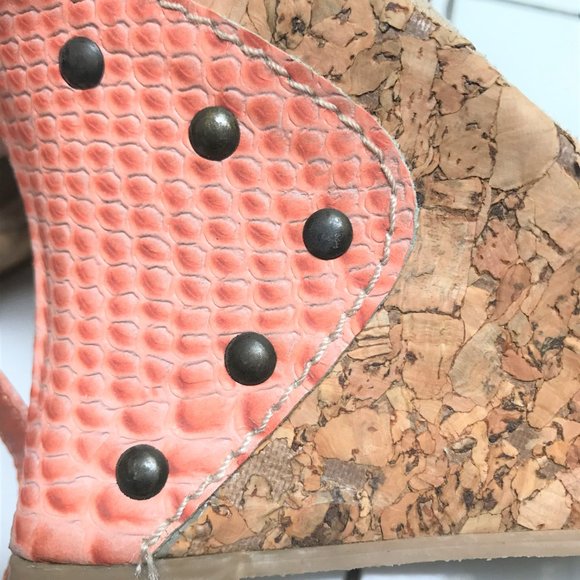 Leather ankle strap wedge sandals - Picture 6 of 9